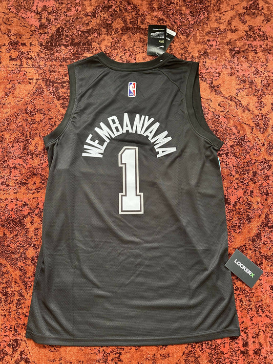San Antonio Spurs Wembanyama Jersey - Medium