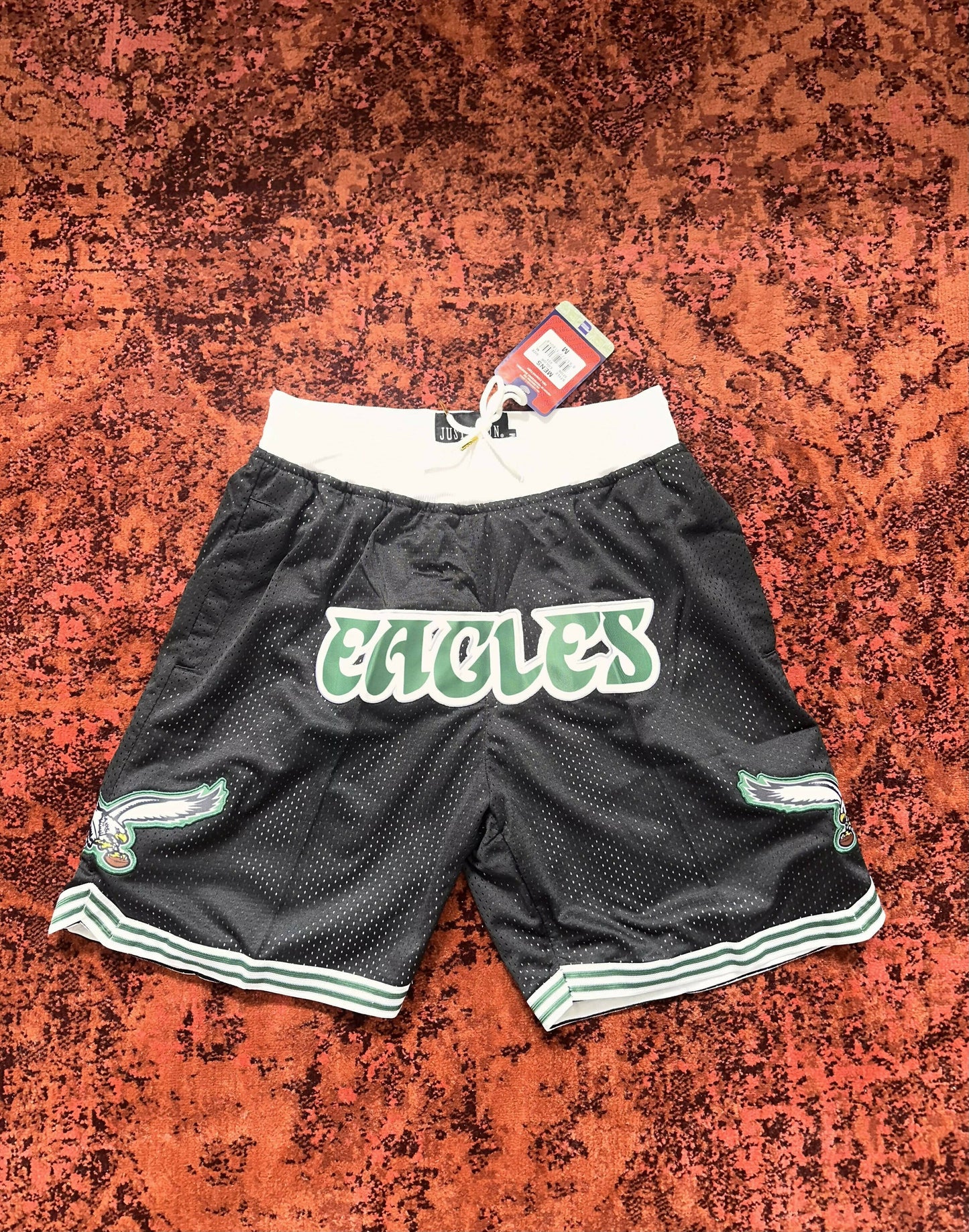 Philadelphia Eagles Shorts - Medium