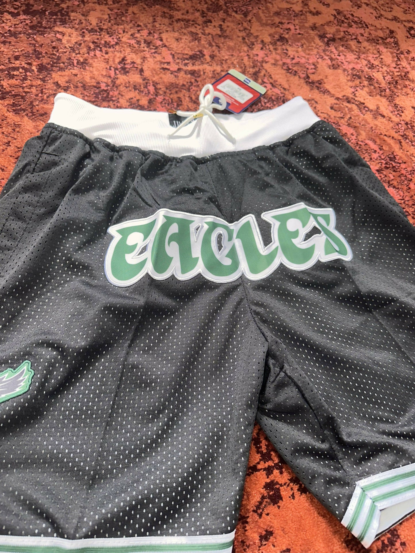 Philadelphia Eagles Shorts - Medium